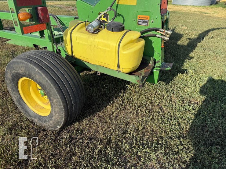 john-deere-3975-image-2