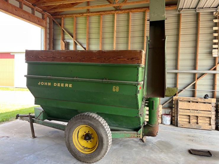 john-deere-68-image-11