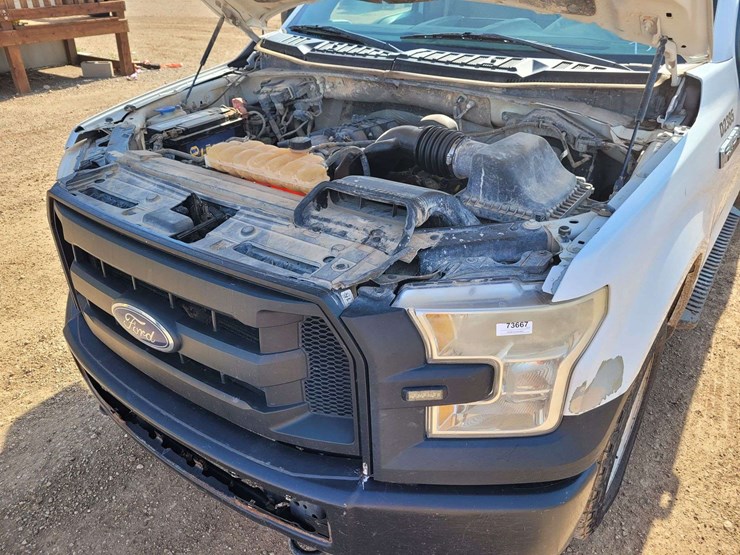 2017-ford-f150-image-15
