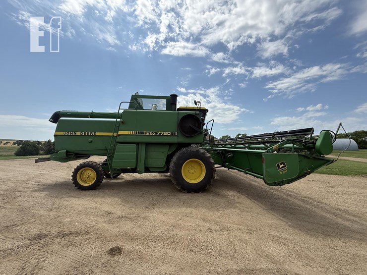 john-deere-7720-image-2