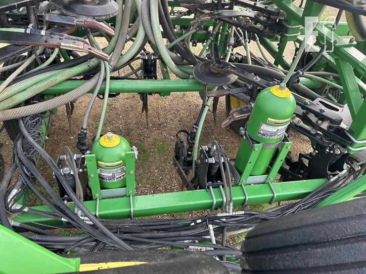 2009-john-deere-1870-image-52