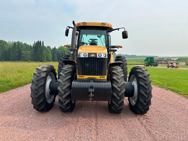 2011-challenger-mt645c-image-2