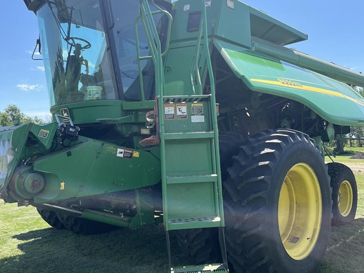 2001-john-deere-9650-sts-image-1