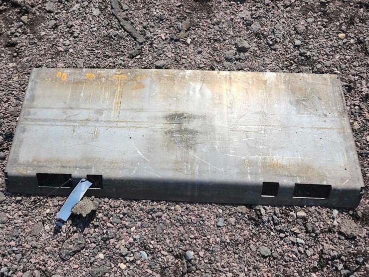 solid-full-weldable-quick-attach-blank-plate-image-1