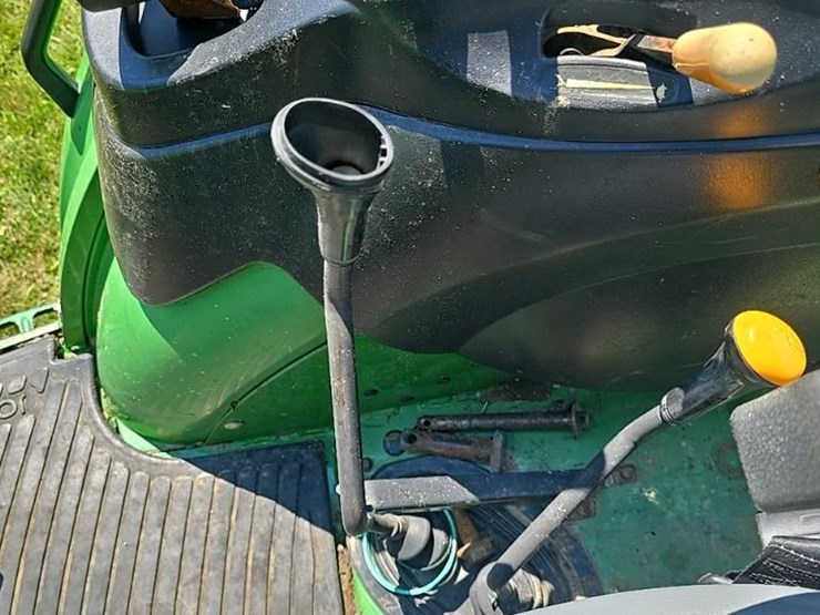 2005-john-deere-5320-image-52