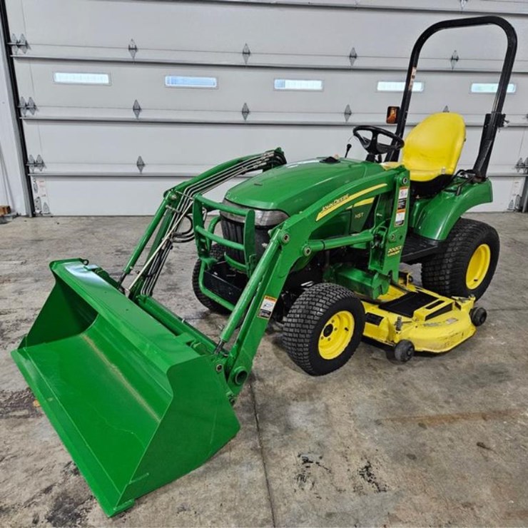 JOHN DEERE 2305