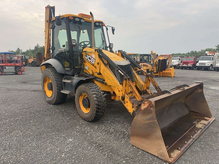 2015-jcb-3cx-image-2