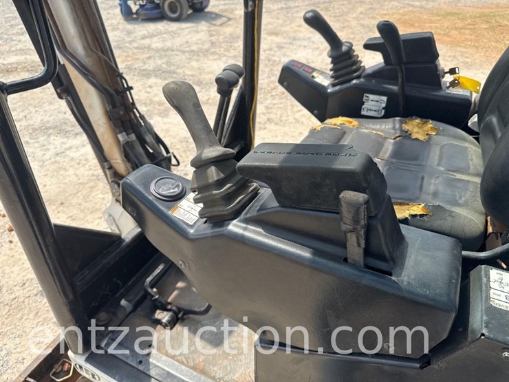 bobcat-322-image-21
