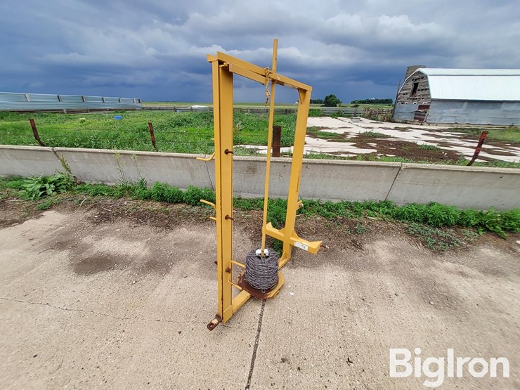 tarter-wire-fence-stretcher/unroller-image-5