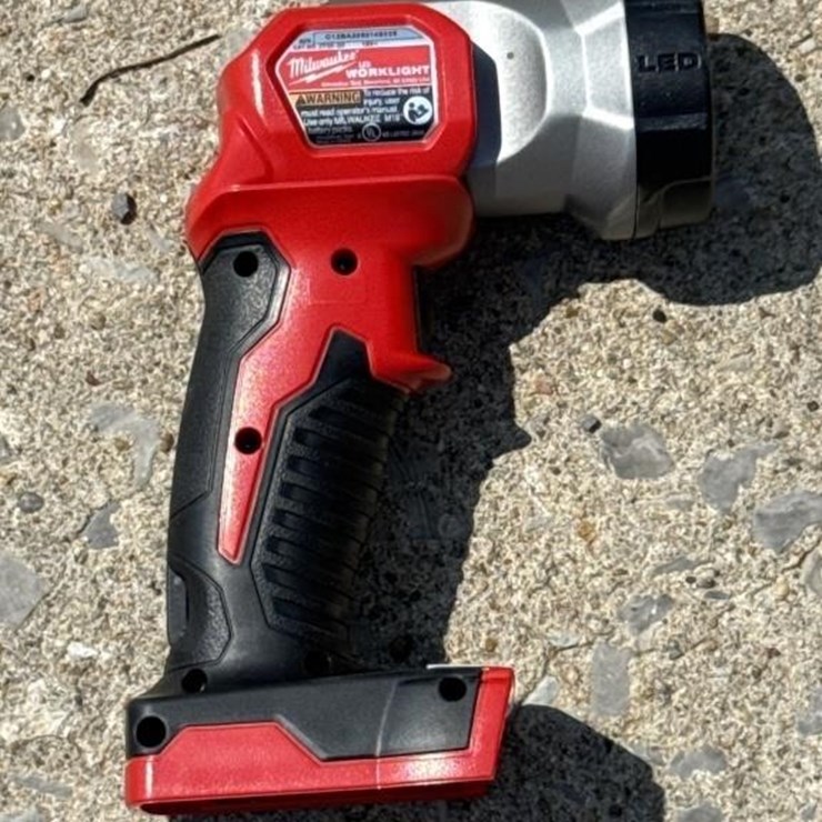 Milwaukee LED work light