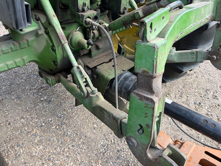 1981-john-deere-4240-image-25
