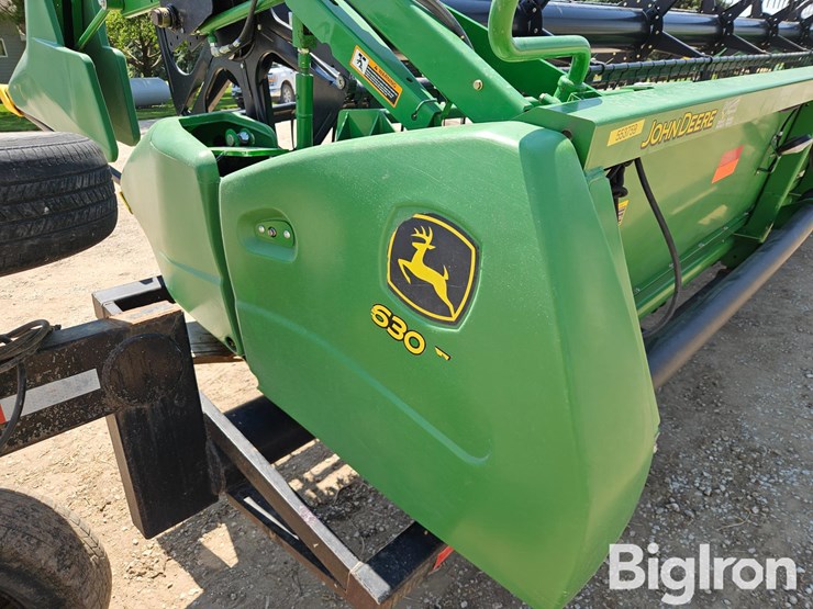 2014-john-deere-630f-image-17