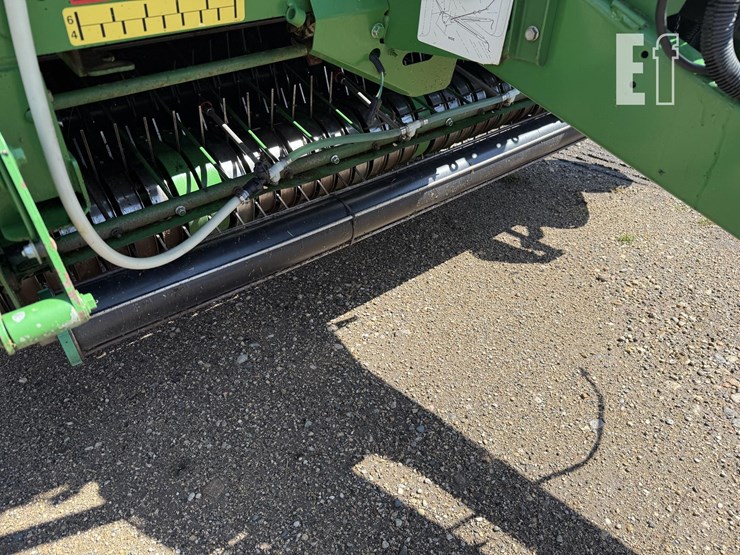 john-deere-568-image-21