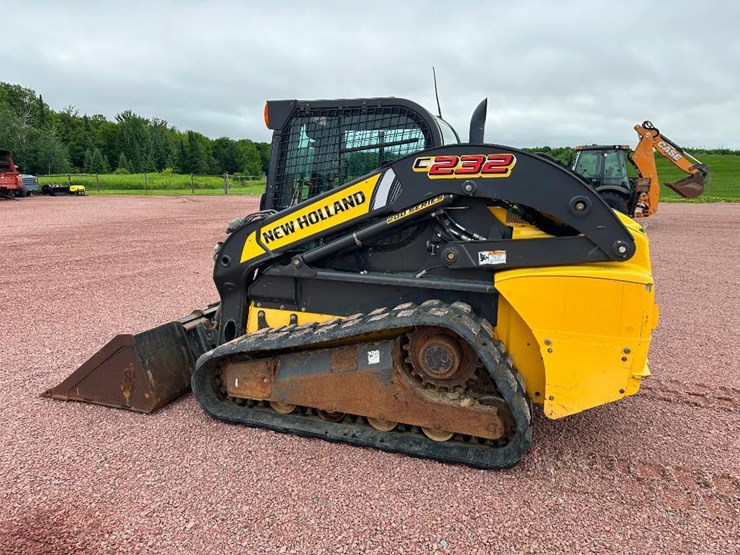 2015-new-holland-c232-image-6