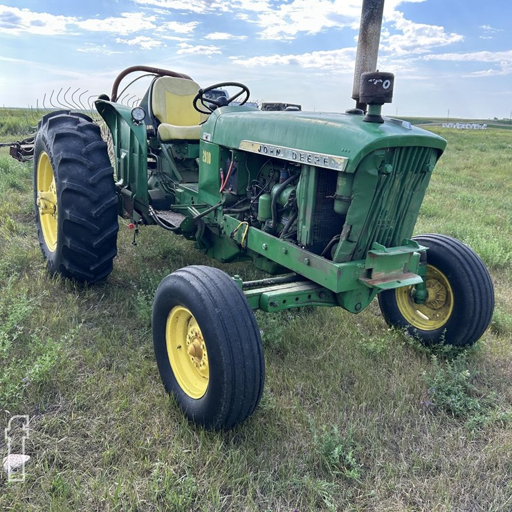 JOHN DEERE 2010
