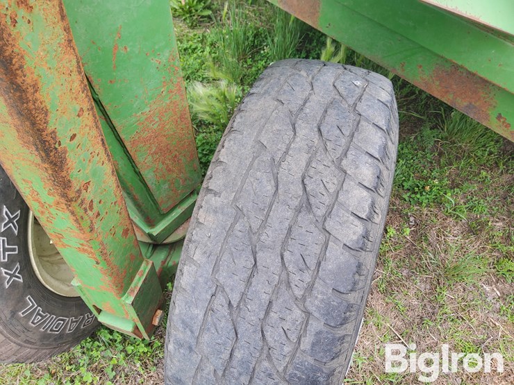 portable-bale-feeder-image-17