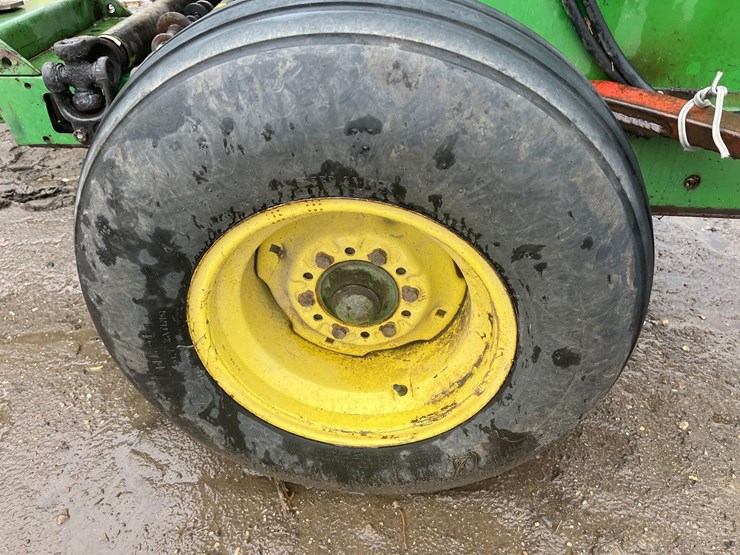 john-deere-3960-image-24