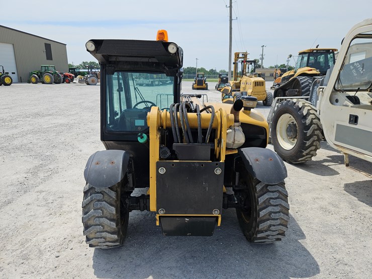 2019-caterpillar-th255c-image-12