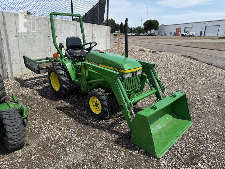 1990-john-deere-670-image-2