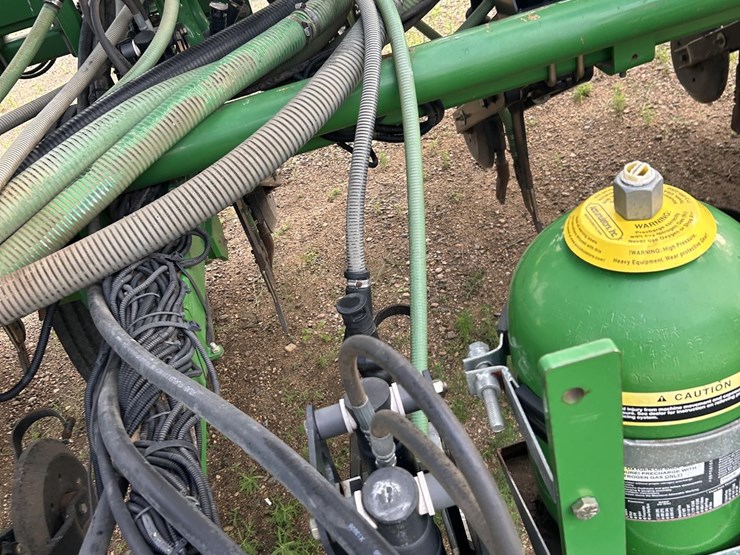 2009-john-deere-1870-image-51