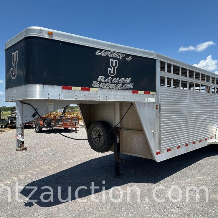 2010 TRAVALONG STOCK TRAILER, 6' 8" X 20', GN, TA,