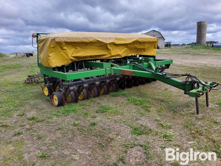 john-deere-750-image-3