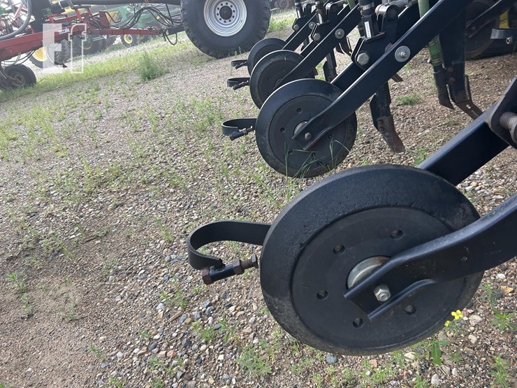 2009-john-deere-1870-image-34