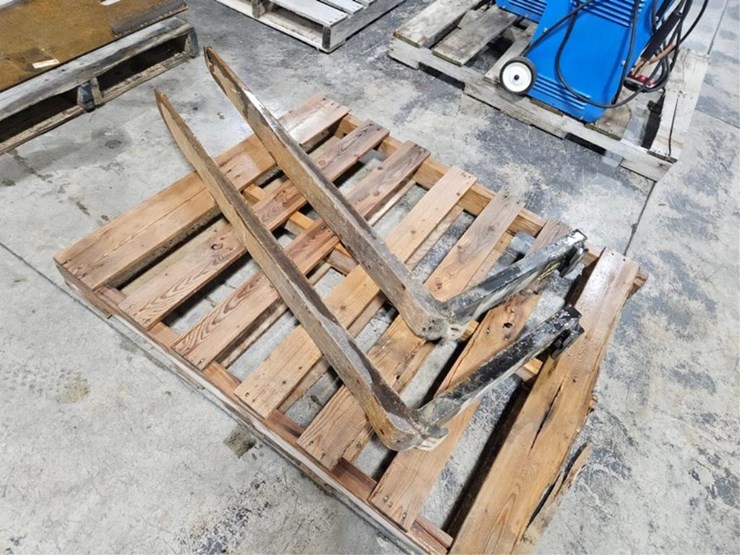 #406-•-48"-pallet-forks-image-4