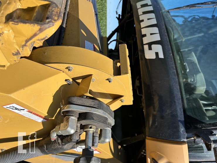 2012-claas-lexion-750tt-image-47