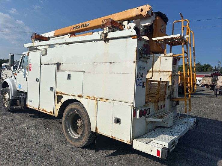 2000-international-4900-image-4