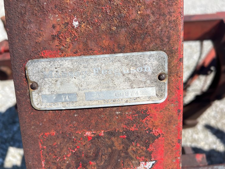 massey-ferguson-74-image-2