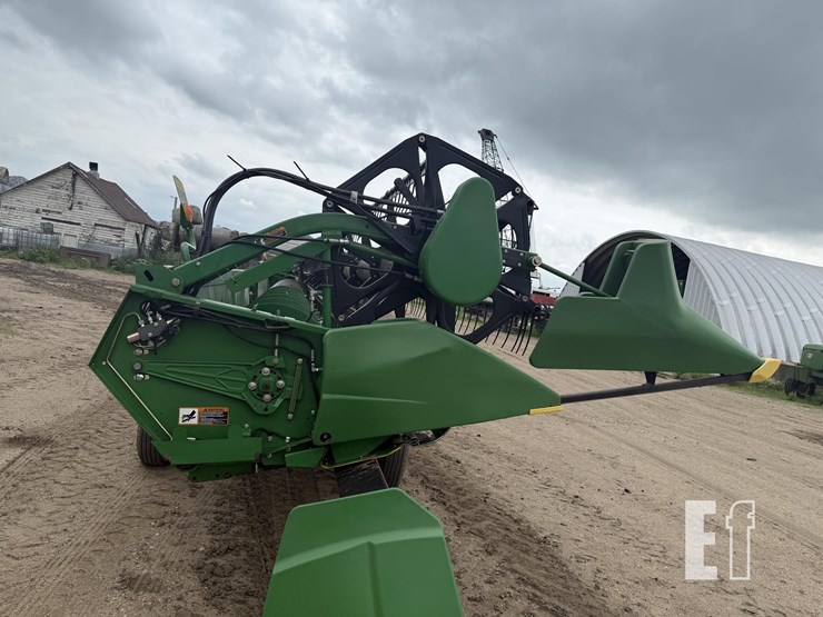 2010-john-deere-635f-image-3