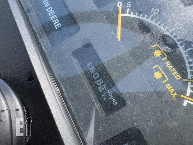 1990-john-deere-670-image-15