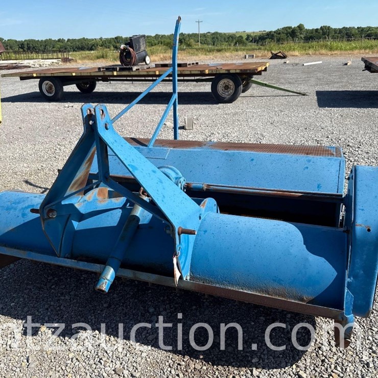 FORD FLAIL MOWER, 76", 3PT, 540 PTO W/ CATCHER