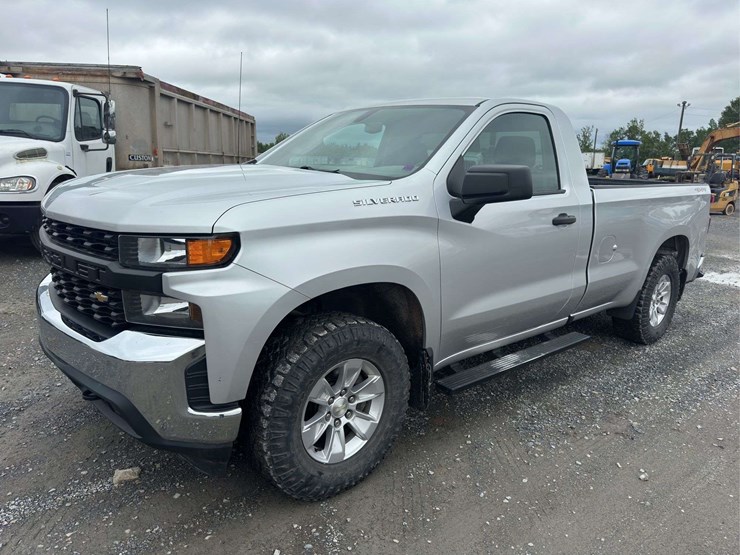 2019-chevrolet-silverado-1500-image-1