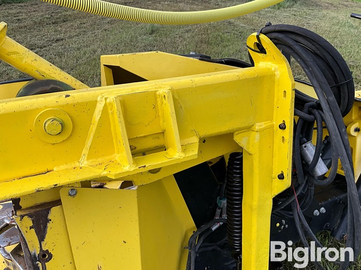 2013-john-deere-770-image-12