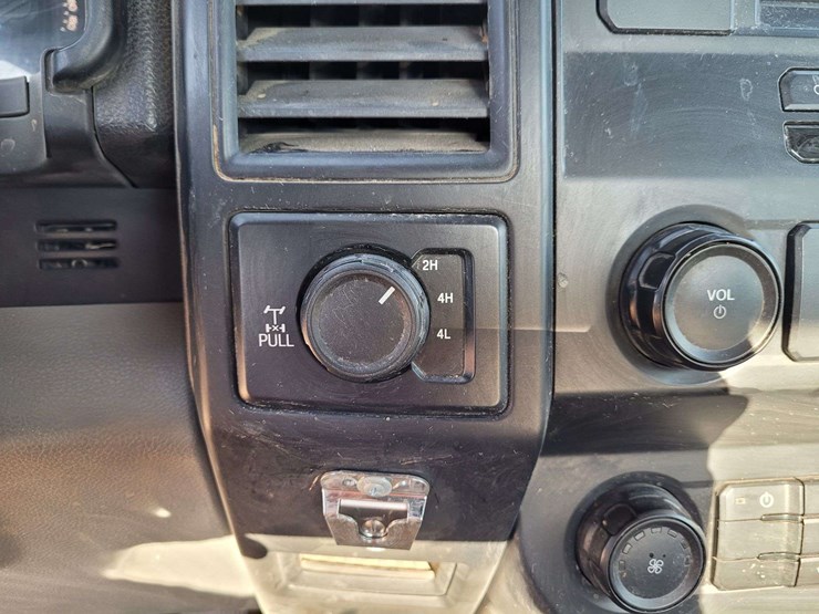 2018-ford-f150-image-12