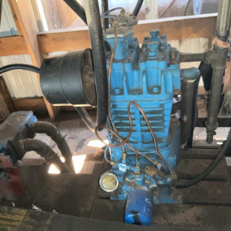 #121 • Quincy 323 Air Compressor