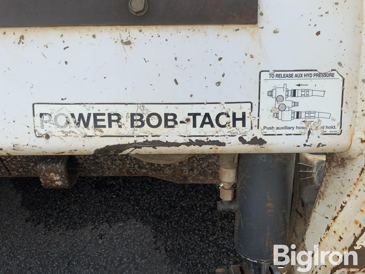 2009-bobcat-t190-image-17