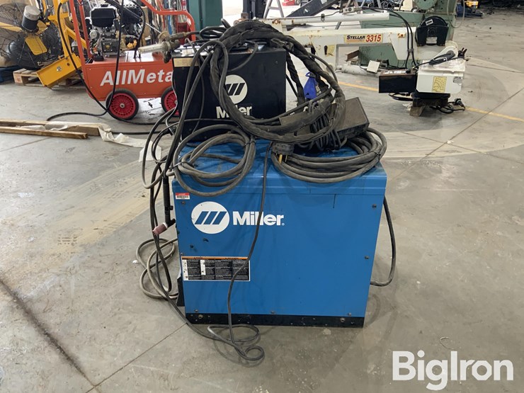 miller-gold-star-302-stick-welder-image-8