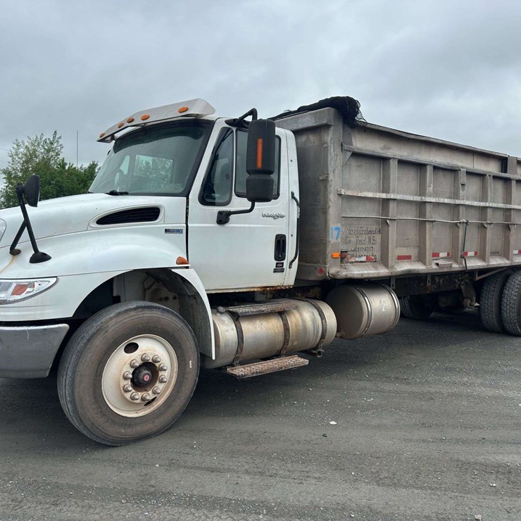 2012 INTERNATIONAL 4400 SBA