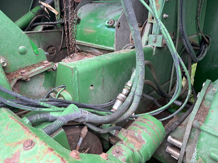john-deere-6950-image-12