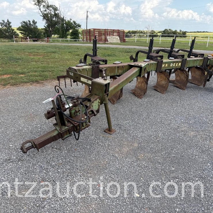 JOHN DEERE 2600