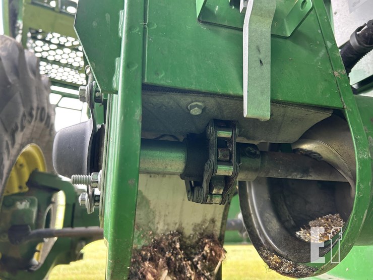 2019-john-deere-s780-image-55