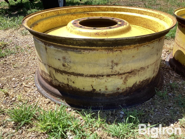 john-deere-18-image-13