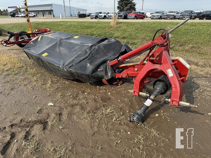 new-holland-h6750-image-2