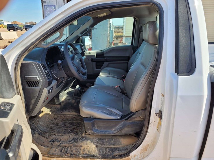 2017-ford-f150-image-8