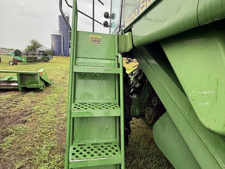 john-deere-8820-image-19