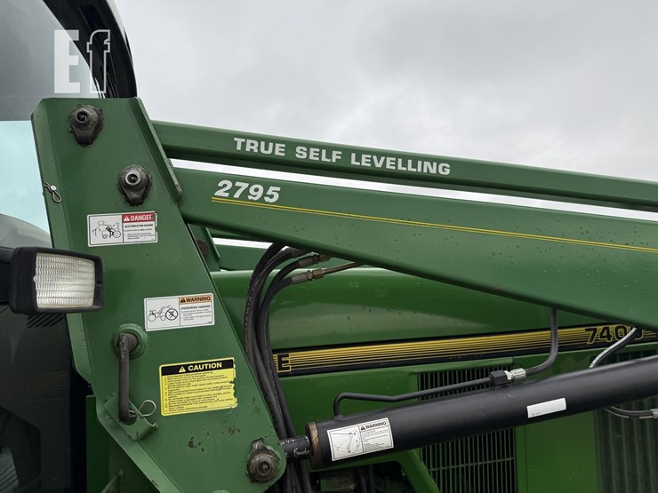 john-deere-7400-image-17