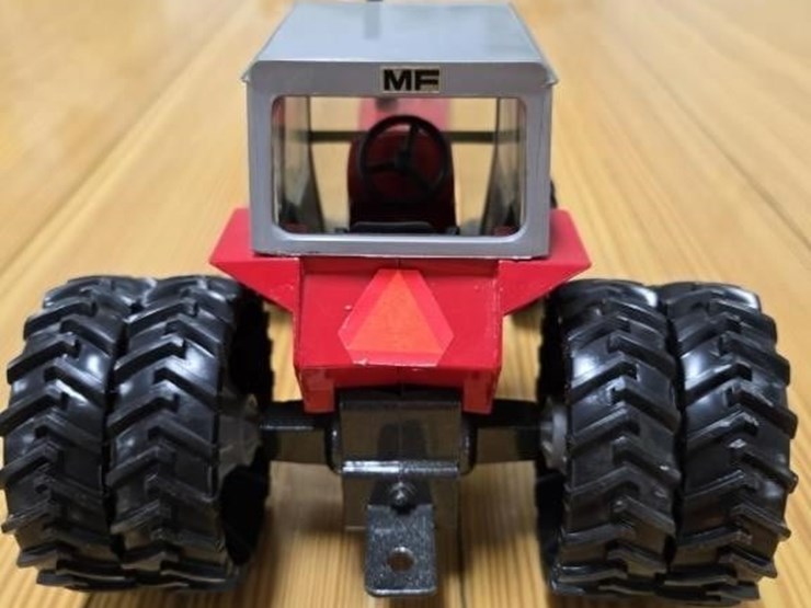 massey-ferguson-699-image-8